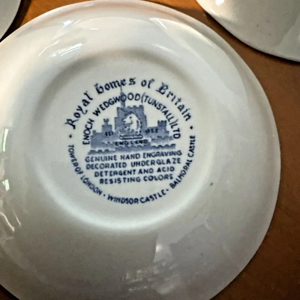 4 VTG WEDGEWOOD Royal Homes Of Britain Blue White Cereal Coupe Bowls  6 3/8”